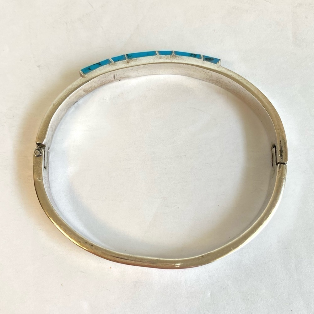 Vintage Turquoise Bangle Bracelet Mexico Silver Hinged Coastal Cowgirl Southwest - Picture 9 of 11
